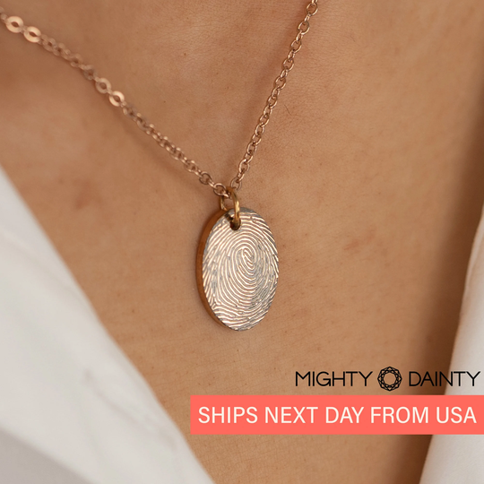 Oval Pendant Necklace With Fingerprint in Gold, Rose & Silver | Memorial Jewelry Customized For Women
