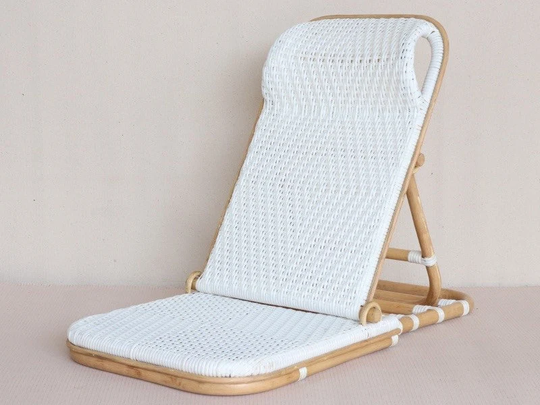 Kura ~ White Rattan Folding Beach Chair