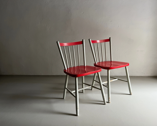 2 Red-Gray Scandinavian Chairs/Mcm/Mid-Century/Vintage