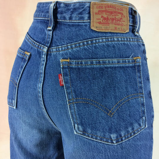 Size 25 Vintage Levi's W626 Tiny Small Waist Jeans W25 L25 High Waisted Slim Fit Tapered Leg Girlfriends Rare Petite