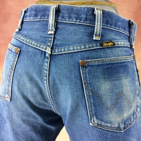 Size 33 Wrangler Vintage Western Jeans W33 L28 High Waisted 90's Dirty Boyfriends Mom Rodeo Riders Made in Usa