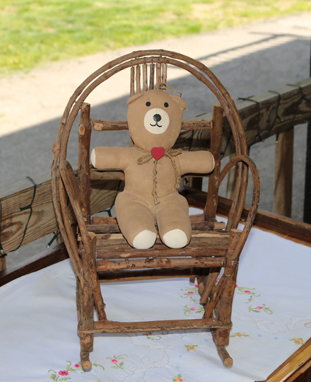 70S Bent Willow Doll Rocking Chair Rustic Primitive Display Toy Handcrafted Furniture Arched