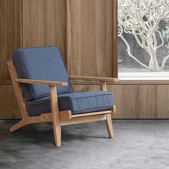 VredHom Oak Mid-century Accent Chair