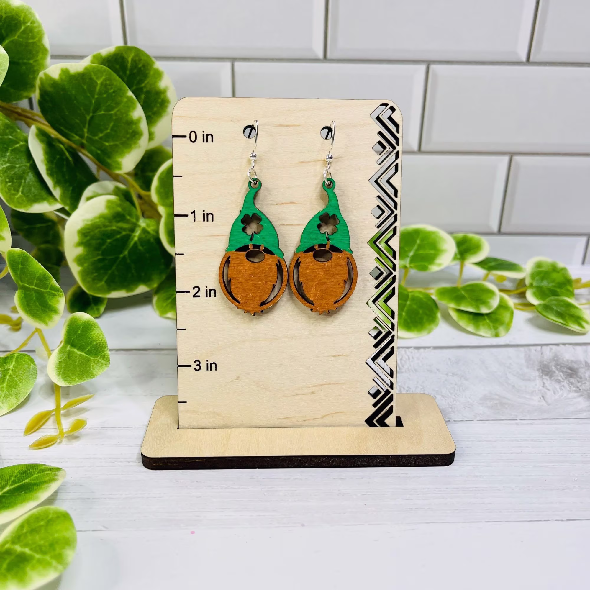 Earring Display With Measurements - Resell Display