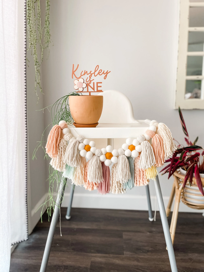 Daisy Tassel High Chair Garland - Pastel Rainbow