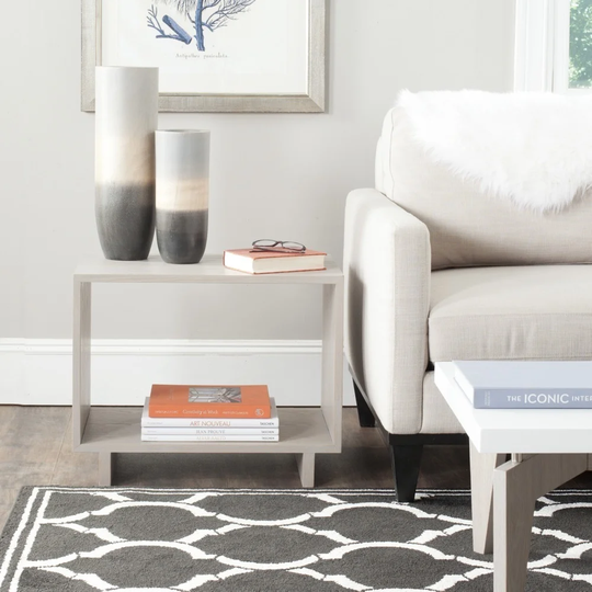 Safavieh Raylan Grey Stand - 23.6" x 15.6" x 19"