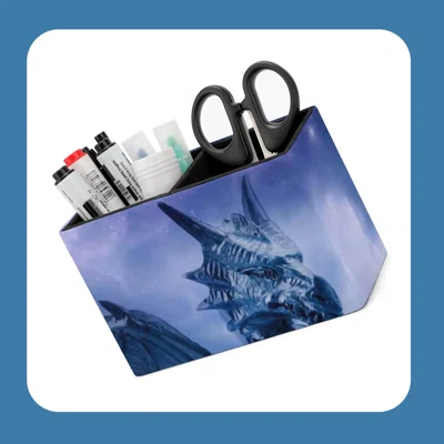 Issiac Pen Holder