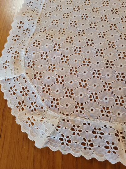 Vintage Eyelet Lace Table Runner, White, 42 X 15 Inches