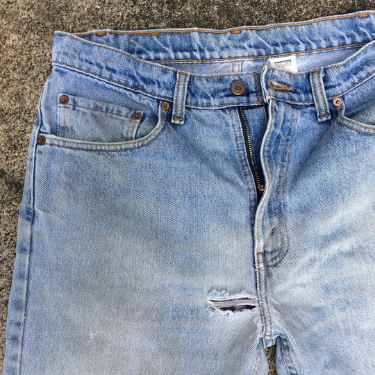 Size 33 Vintage Distressed Ripped Levis 505 Women's Jeans High Rise Light Wash Regular Fit Straight Leg Y2K's Mom Boyfriends