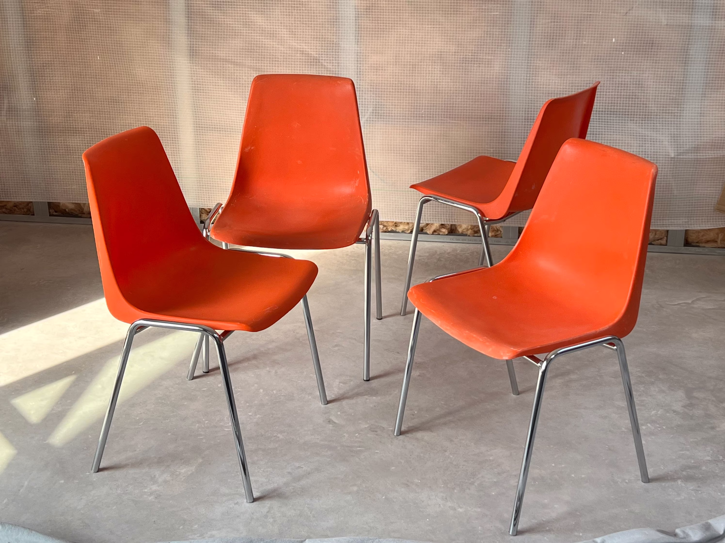 1Of 4 Vintage Orange Expo Plastic Chairs/Loading Chairs Stackable Patio Chair /Beach Chairs/Set German Design Space Age Retro
