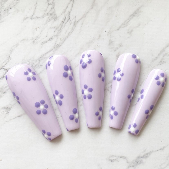 Reusable Lilac Purple Daisy Flower Press On Nails