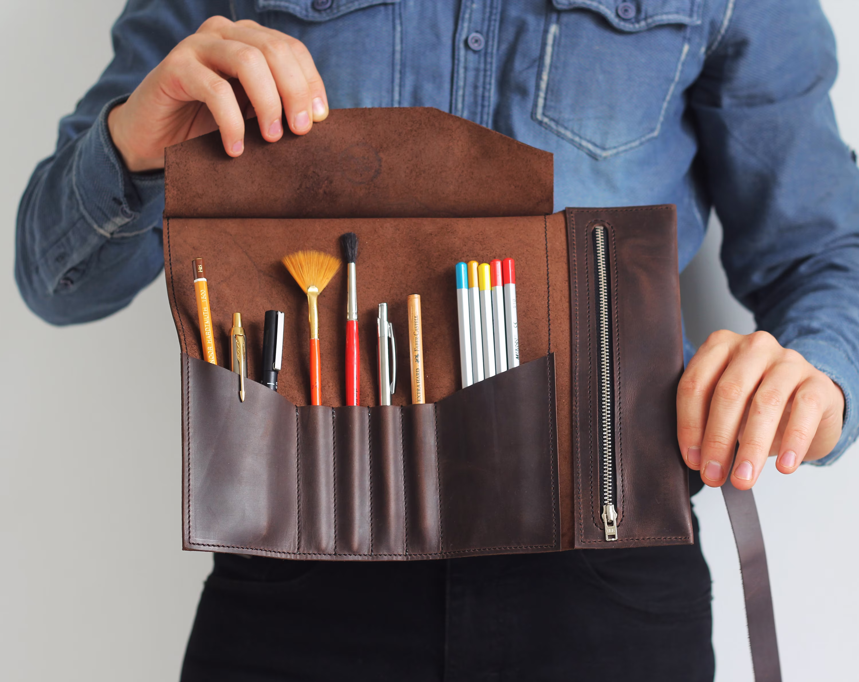 Pencil Roll, Pen Case, Mother's Day Gift, Artist Roll, Gift For Painter, Leather Painter Case, Brush Case