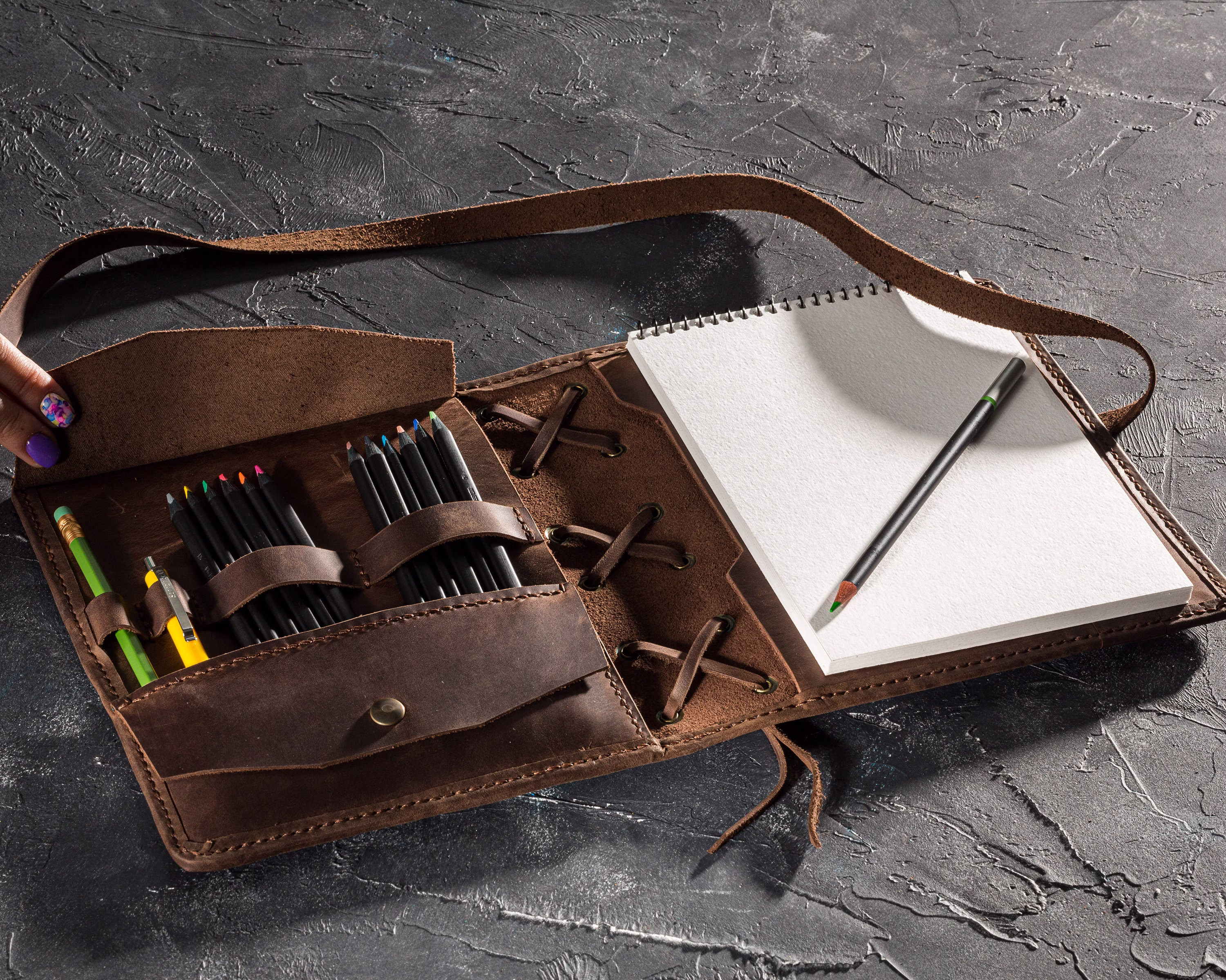 Drawing Sketchbook & Pencils Leather Cover, Valentines Gift For Her Sketch Book Personalized By Name, Birthday Girlfriend
