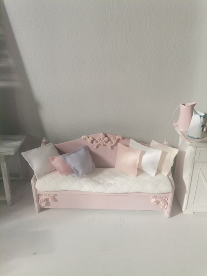 Miniature Sofa, Dollhouse Furniture, Handmade Minis, Free Shipping
