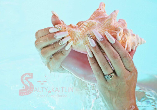 Captured Siren Gel Press On Nails