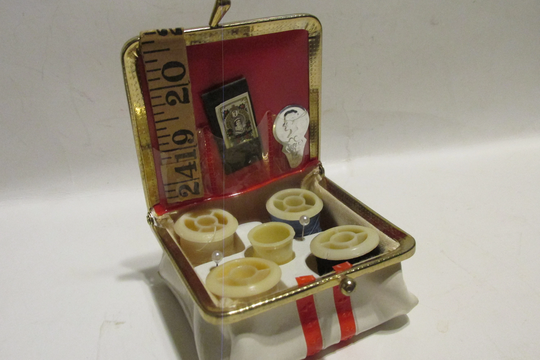 Travel Sewing Kit, White Vinyl With Res Stripes, Sew-W-Clutch, Complete, Like New