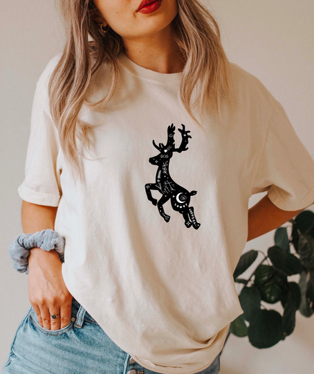 Comfort Colors Celestial Animals Shirt, Barasingha Deer Top, T-Shirt, Comfy Oversized T-Shirt