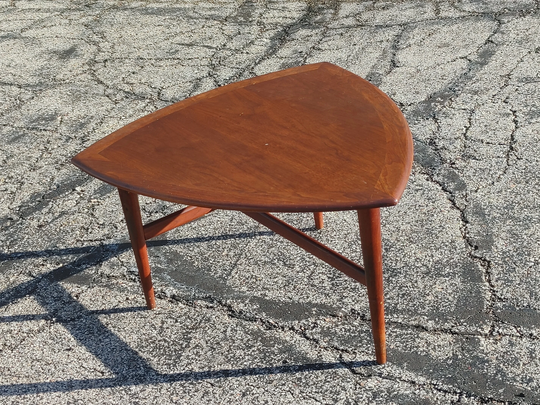 Vintage Walnut Guitar Pick End Table ~ Danish Modern Triangle Side Mcm Wooden Lamp Round Tapered Legs
