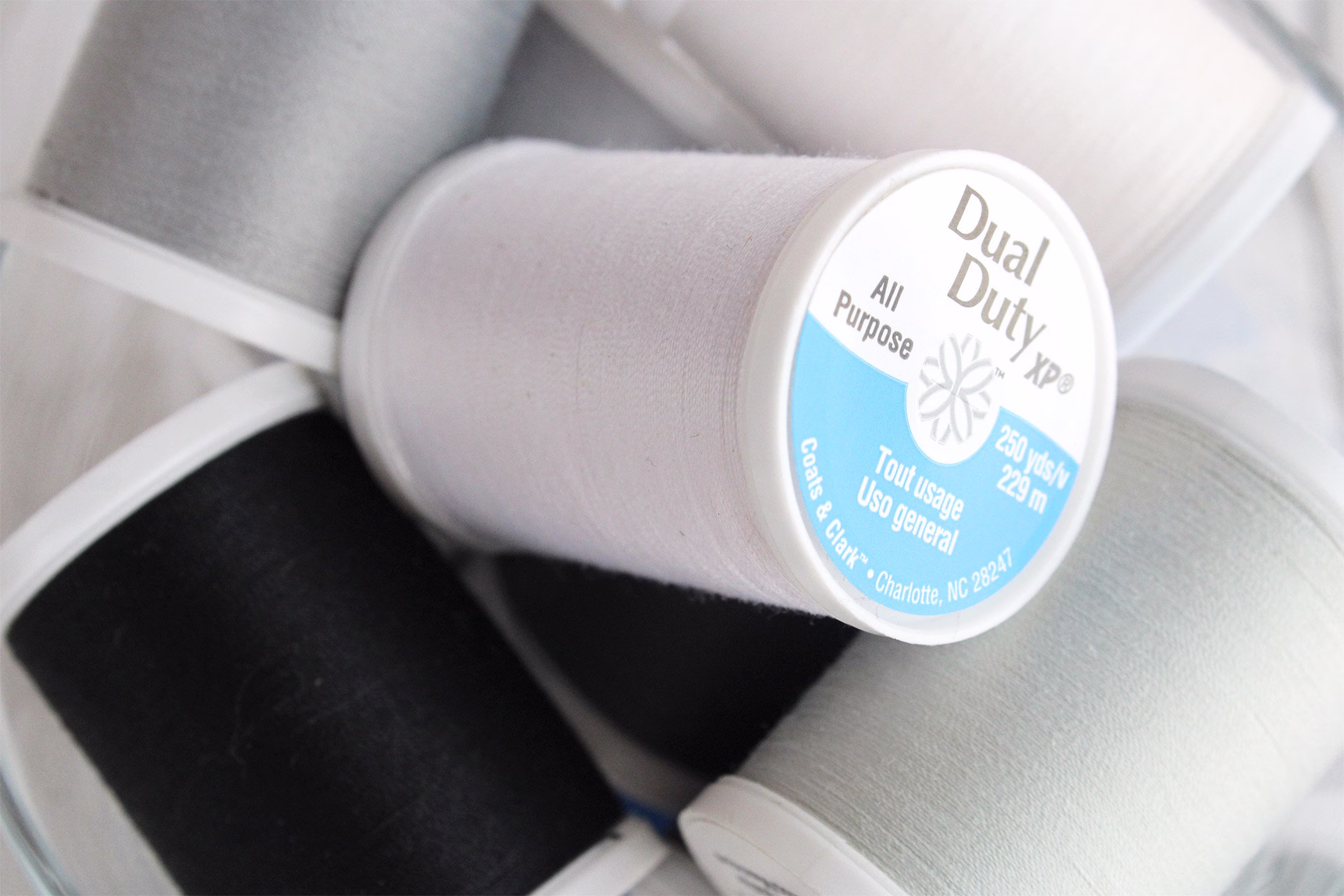 Neutral Colors - White, Black, Gray 250 Yds Coats & Clark Dual Duty Xp All Purpose Polyester Thread 250Yds, Size 50, Tex 30, Art. S910