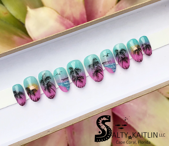 Salty Beach Gel Artificial Nail Art