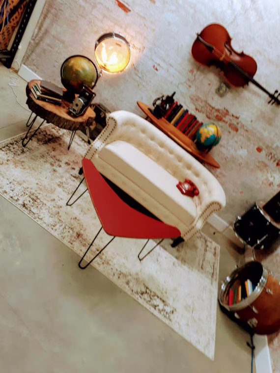 Red Boomerang Coffee Table, Retro Cocktail Mid-Century Modern End 60S Style Wood Table