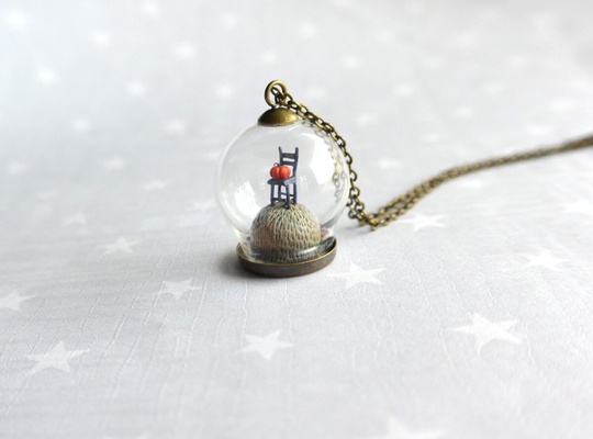 Halloween Necklace- Chair & Pumpkin - Fantasy Necklace