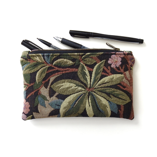 Botanical Pencil Case, Medium Zipper Pouch