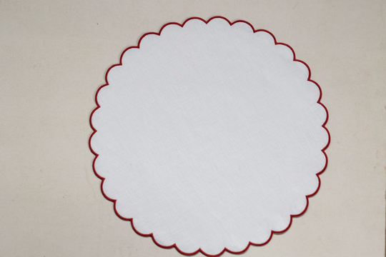 Ready To Ship White Linen Round Table Mats With Scallop Edges in Coral Or Bright Red For Decor 16'' Size