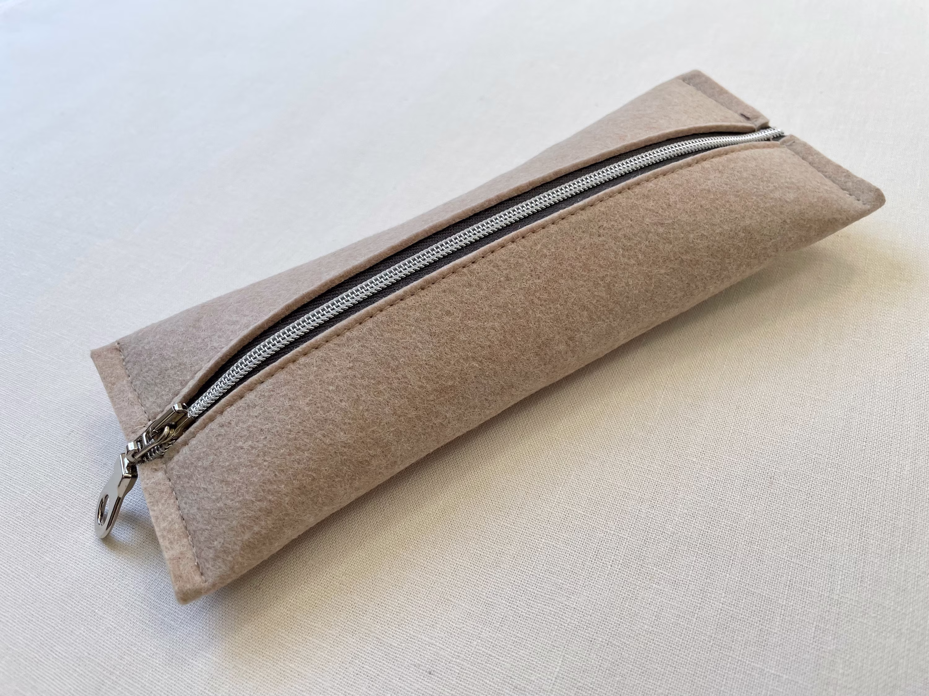 Beige Wheat Minimalist Makeup Bag | Pouch Organizer Storage Pencil Case Pen Wool Felt Gray Zipper