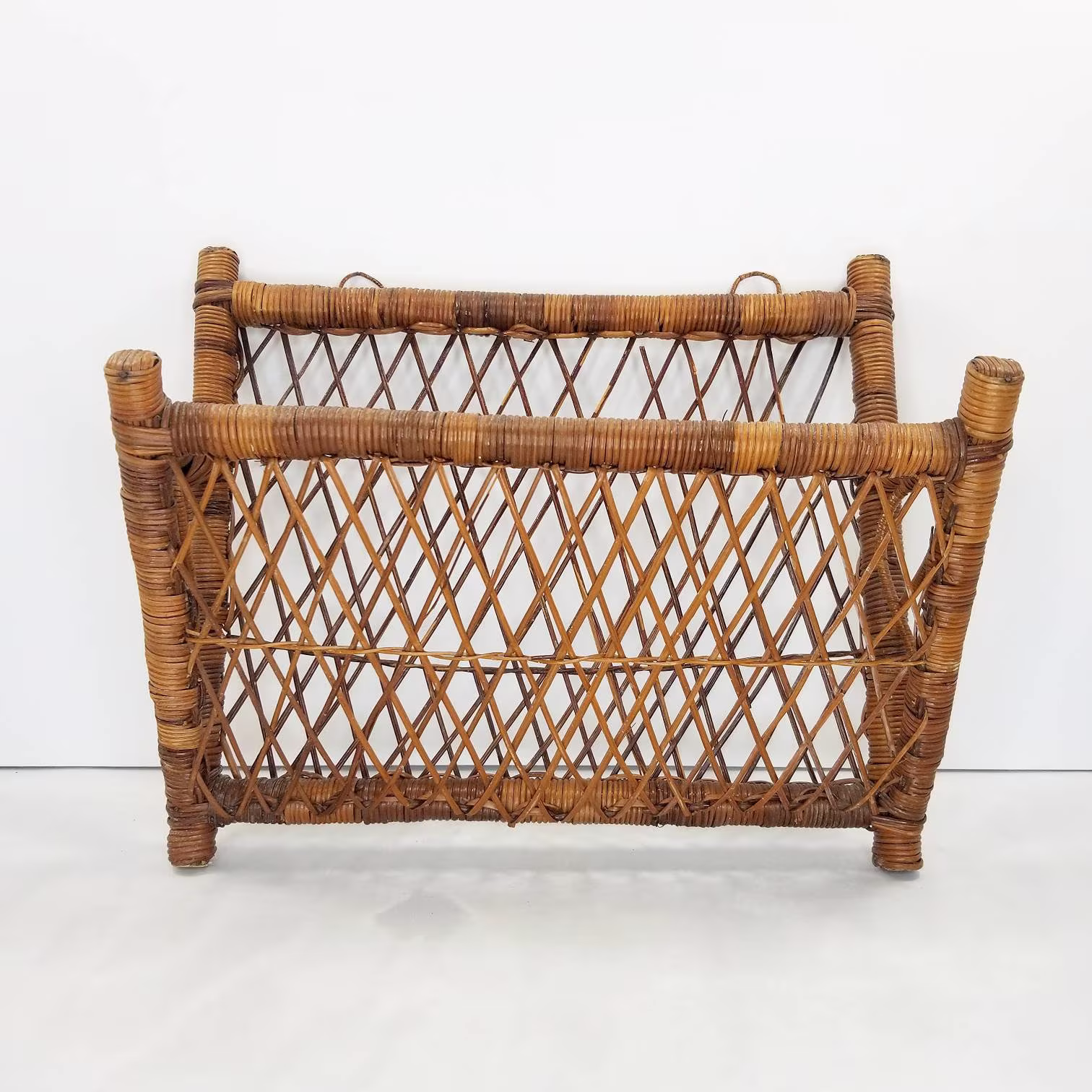 Boho Rattan/Wicker Hanging Magazine Rack, Rattan Wall Storage