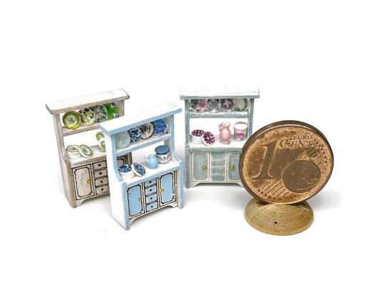 Sideboard With Accessories, Scale 1/144