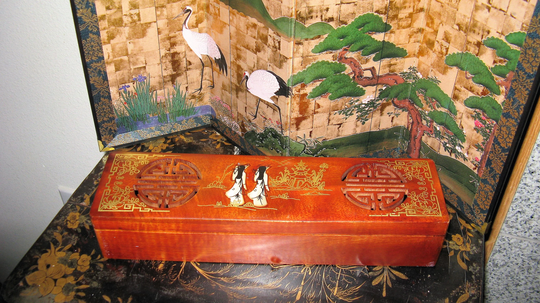 Exquisite Chinese Wood Chopsticks Box With Mother Of Pearl Inlay, Use For Brushes, Pens, Pencils