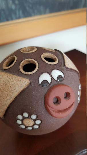 Collection Marianne Suda | Québec 1970 Piglet Pencil Holder Pottery