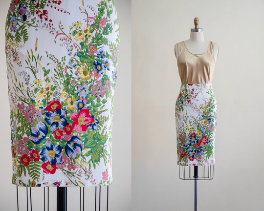 White Floral Pencil Skirt | 90S Y2K Bright Romantic Knee Length