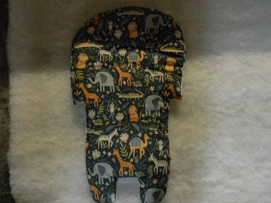 stack High Chair Cover in Animal Very Cute
