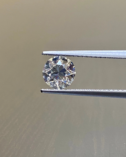 Gia Certified E Color 1 Carat Round Brilliant Diamond - Si1 Clarity