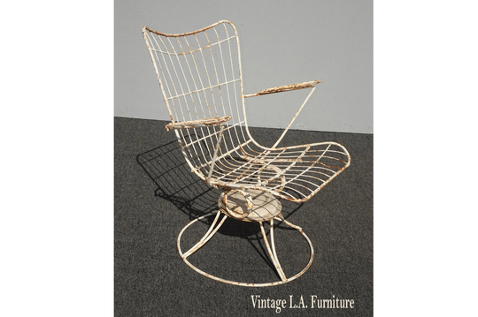 Vintage Mid-Century Modern Homecrest White Wire Swivel Rocker Lounge Chair