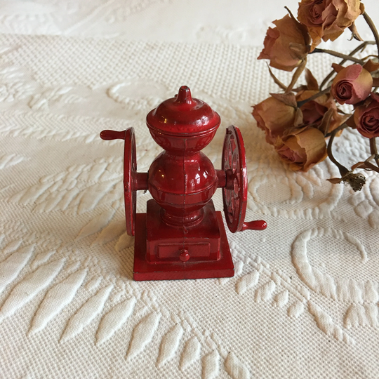 Vintage Miniature Pencil Sharpener Red Kitchen Grinder, Opening Top & Turning Wheels. Grinder Sharpener