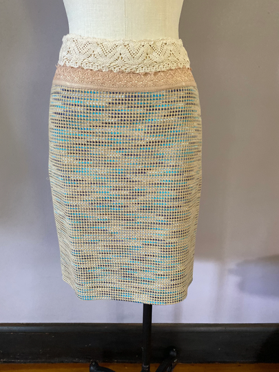 Vintage Nanette Lepore Pencil Skirt Size 2. Beautiful in Excellent Condition. Crochet Detail Waistband