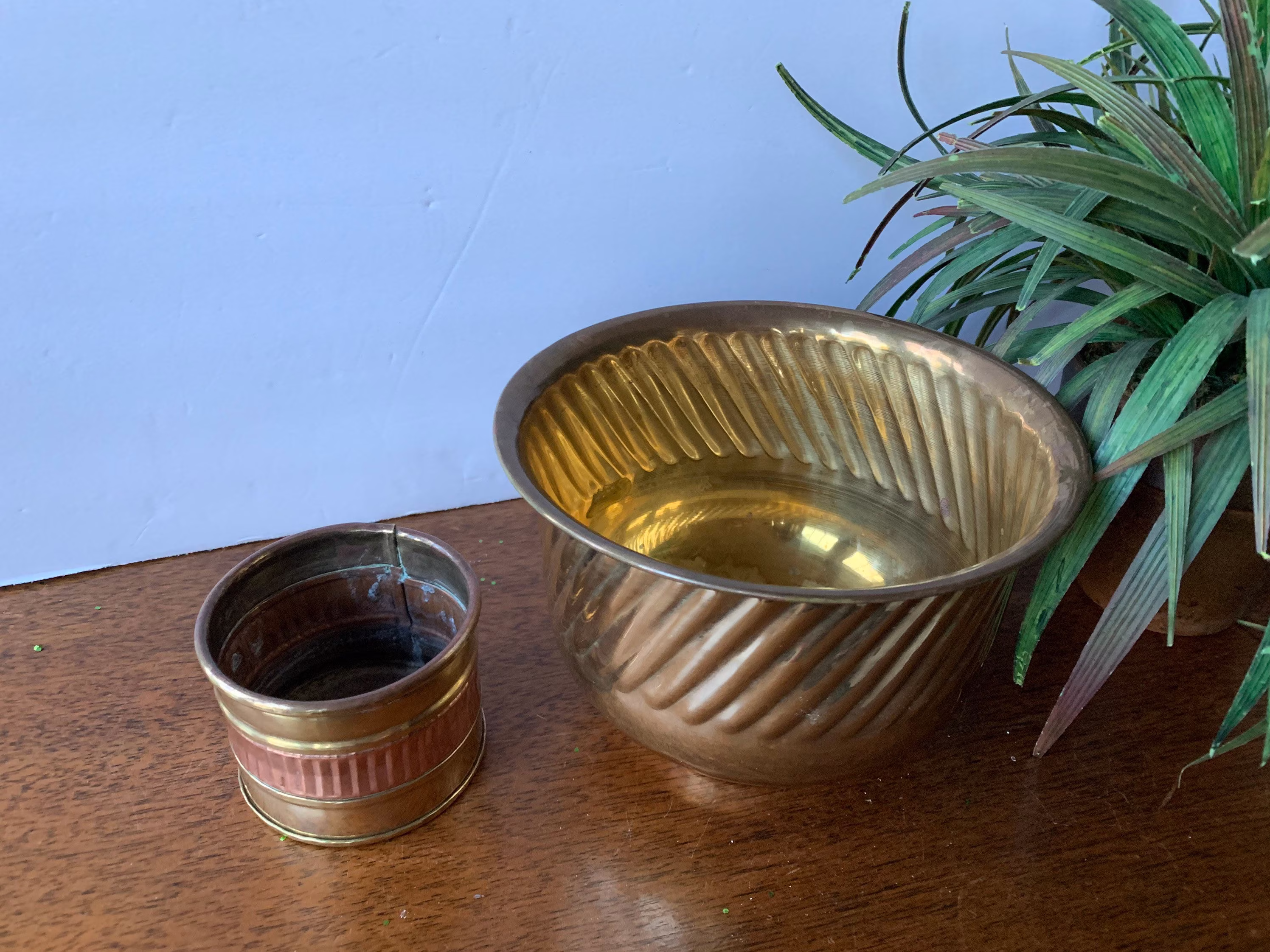 Brass Planter Pots Pair Vintage Mid Century Retro Pencil Trinket Holder Home Decor Gold Tone Storage Desk Organizer Boho