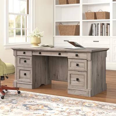 Manahan Executive Desk