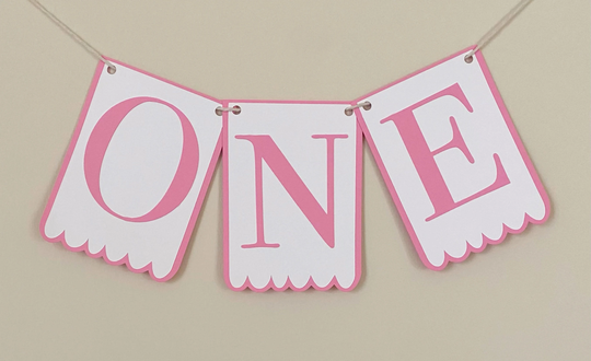 Classic "Scalloped" Birthday High Chair Banner - 3.5" X 5.00" Flags, Party Decor, First Birthday, One, Two, Three