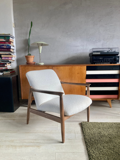 Mid-Century Polish Chair Gfm-64 in Boucle Fabric Designed 1965 By Edmund Homa. Personalization