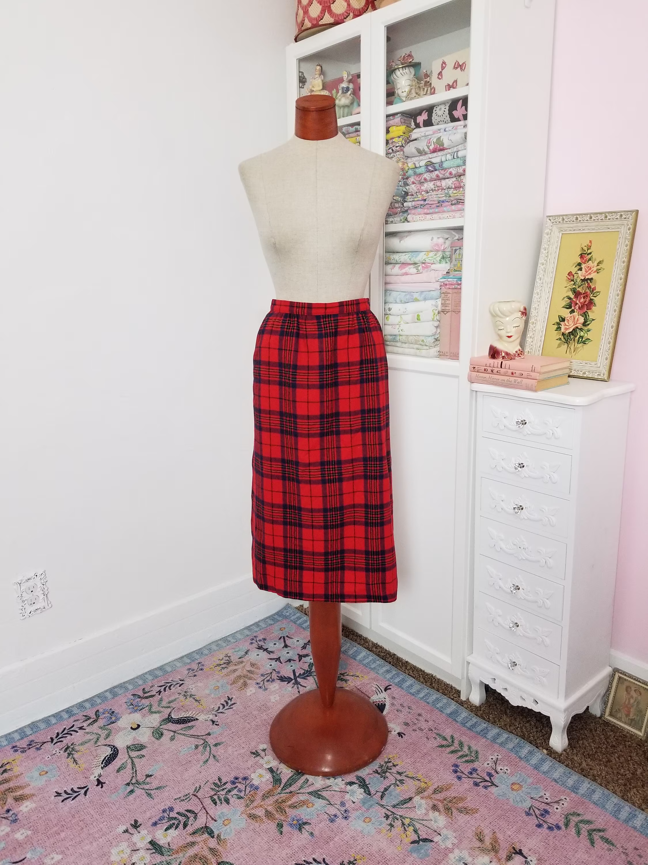 Vintage 1970's Red Wool Plaid Pencil Skirt Leslie Tartan/Pendleton Small