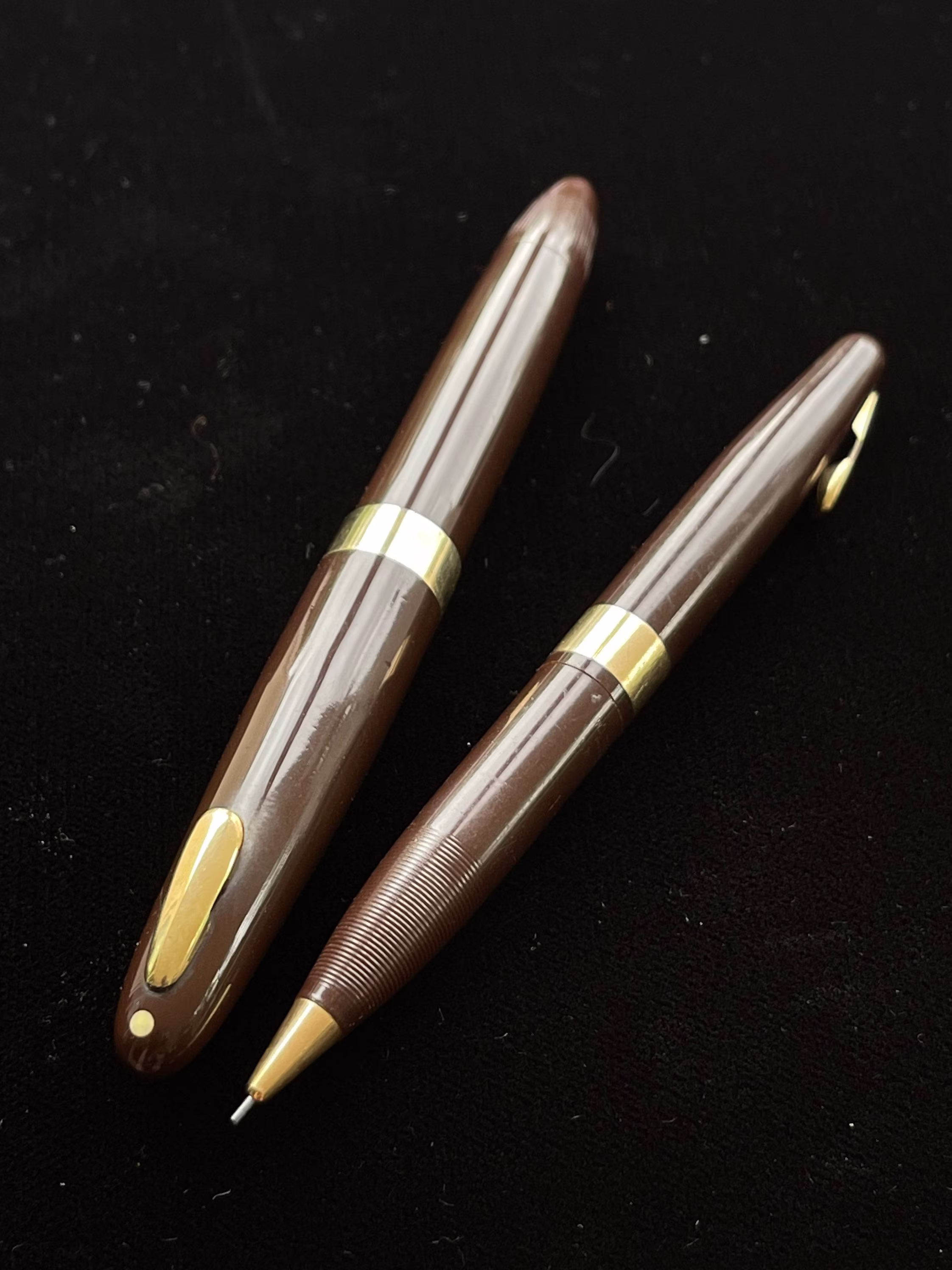 Vintage 1940's Sheaffer Tuckaway "Tucky" Pen & Pencil Set Brown & Gold