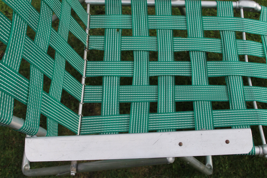 Vintage Folding Green Lawn Lounge Chair // Retro Aluminum Chaise