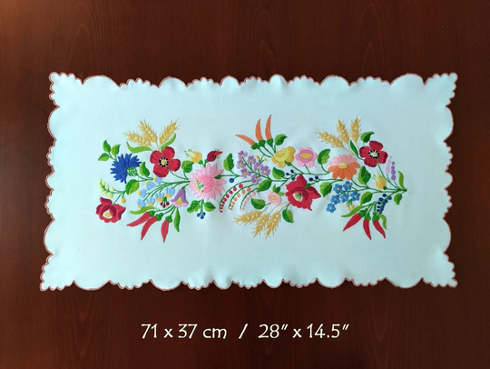 Handmade Vintage Tablecloth, Table Runner With Hungarian Embroidery From Kalocsa | 28"x14"