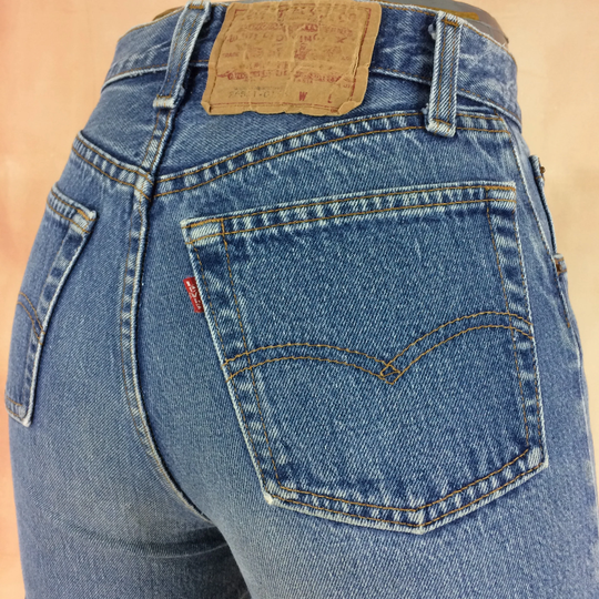 Size 25 Levi's 501 Button Fly Jeans Vintage Distressed Light Wash Women's Waist 25"W