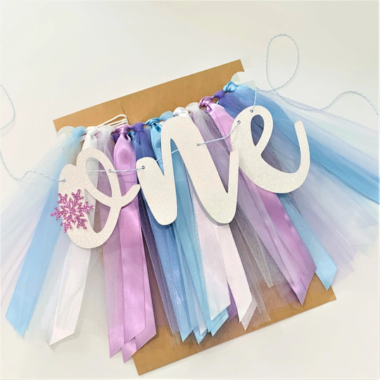 Winter Onederland Snowflake High Chair Tutu Skirt Banner. First Birthday Smash Cake Photo Prop. 1st Backdrop Lvb