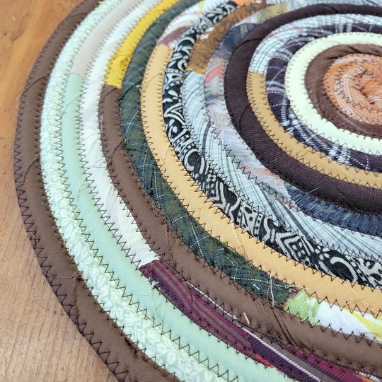 R2S Round Table Mat, Multicolors Earthy Browns Handmade Coiled Rope 15" Diameter